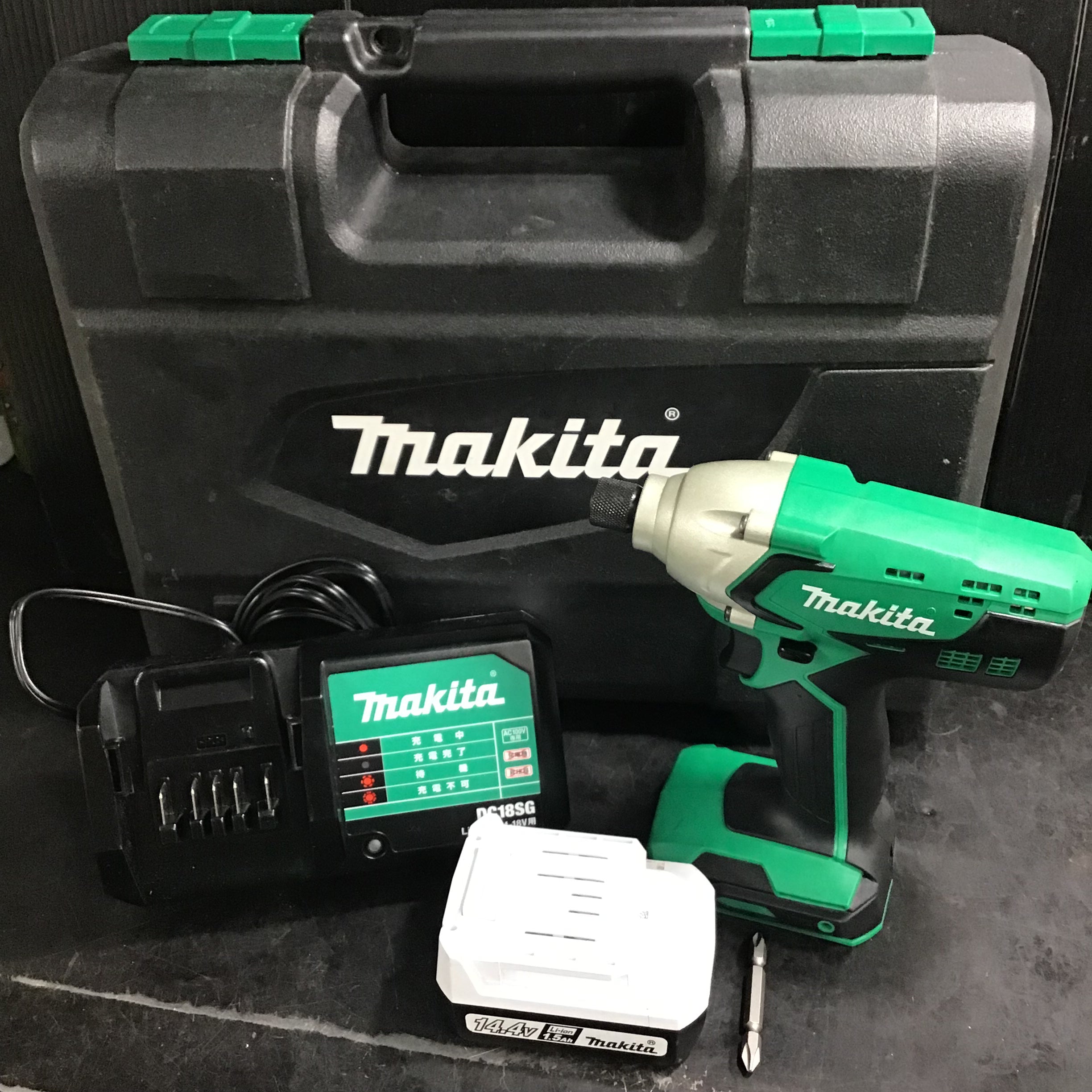 ○マキタ(makita) コードレスインパクトドライバー M695DS【草加店