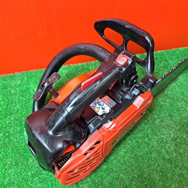 【店頭受取り限定】現行機！ 250mm エンジンチェンソー 新ダイワ E2125TS【岩槻店】