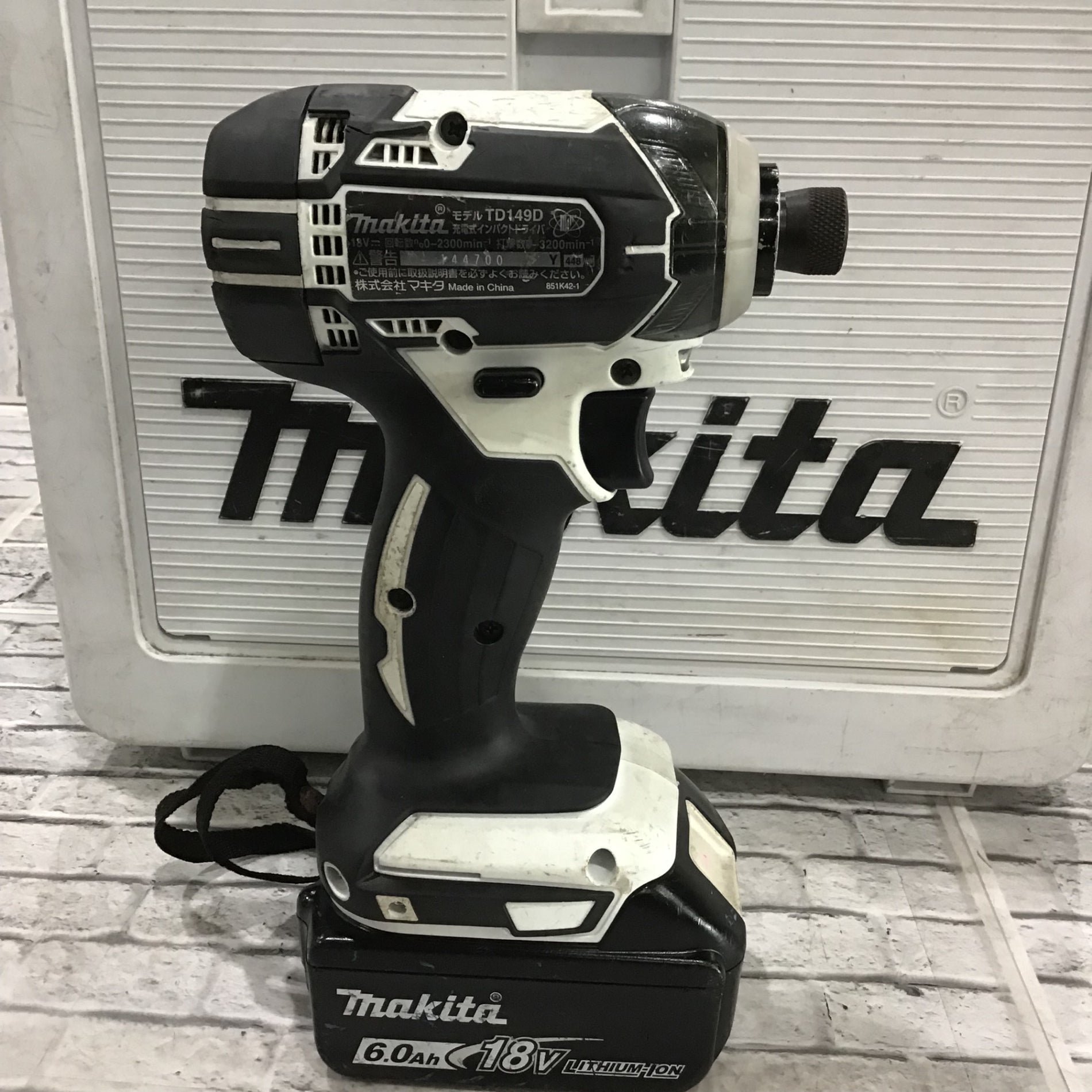 ☆マキタ(makita) コードレスインパクトドライバー TD149DRFXW【川口店