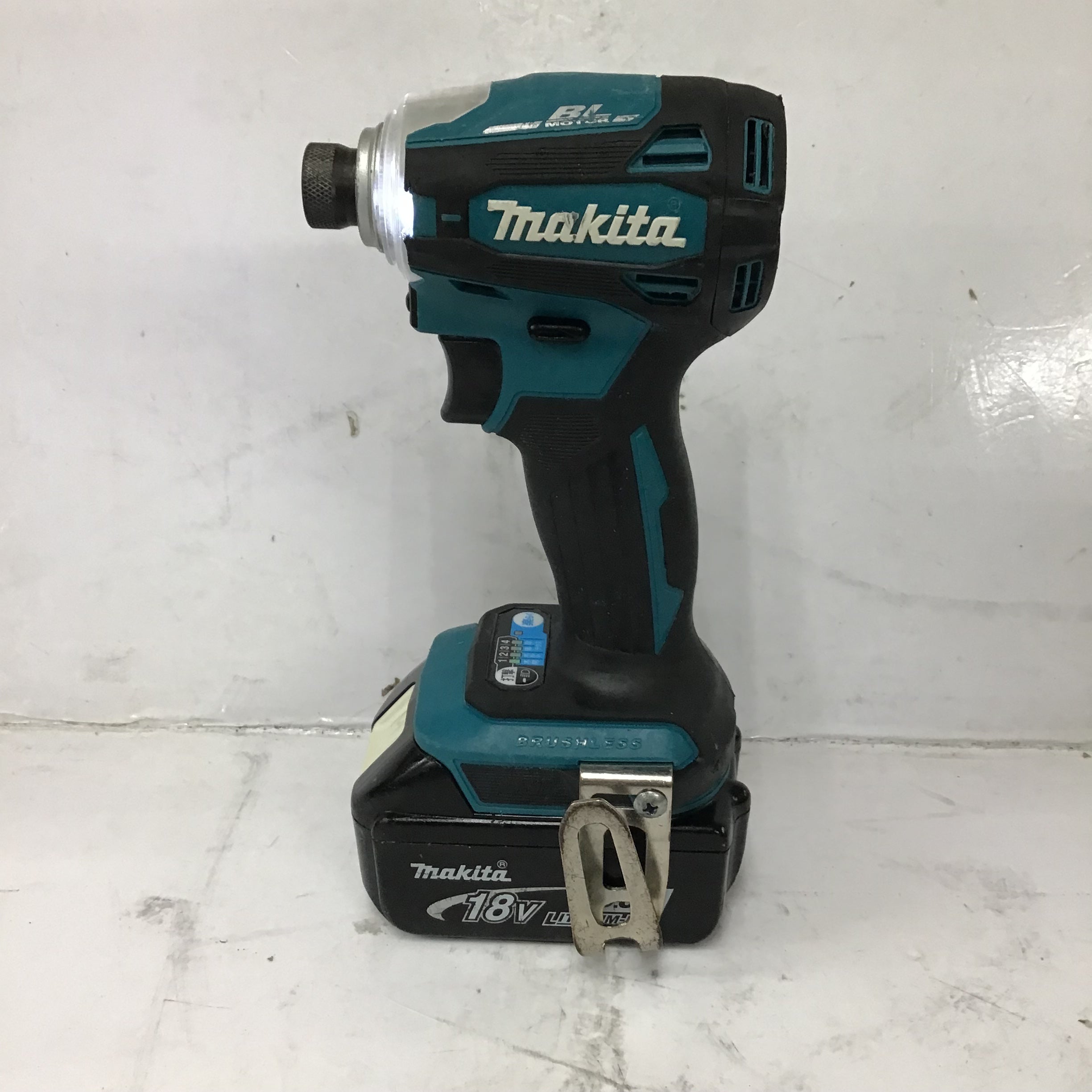 ☆マキタ(makita) コードレスインパクトドライバー TD172DRGX【町田店