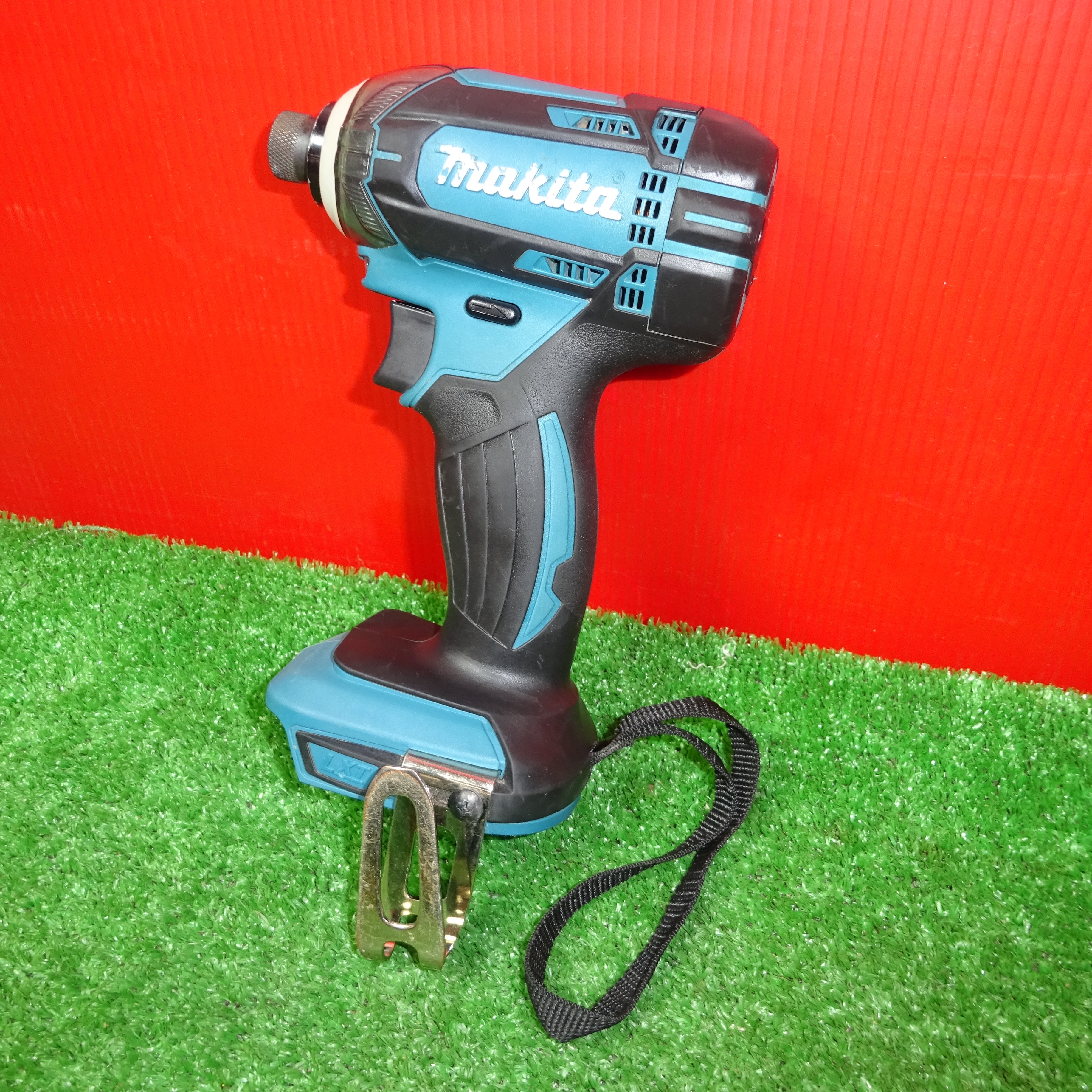 ☆マキタ(makita) コードレスインパクトドライバー TD149DRFX【岩槻店