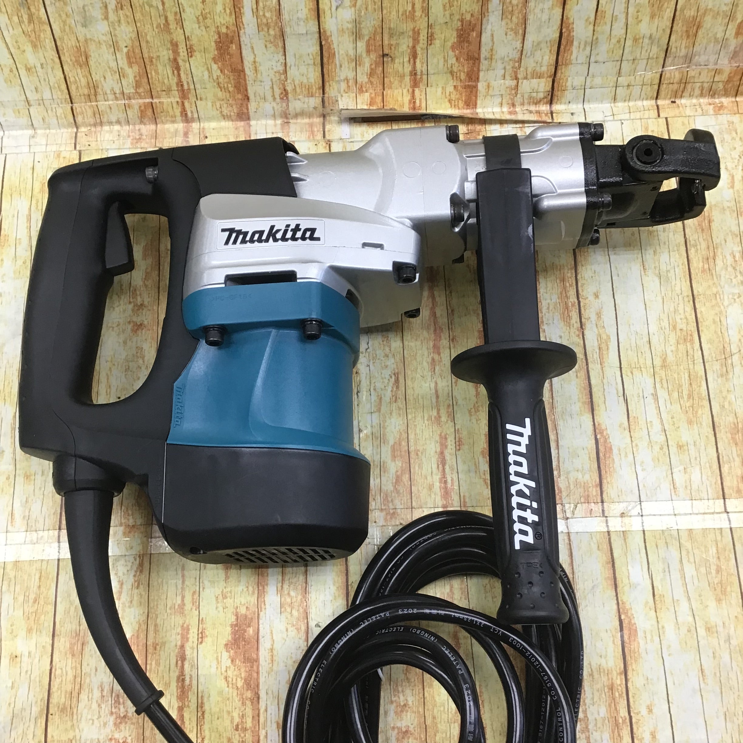 makita】【未使用品】マキタ『40mmハンマドリル ビット別売』HR4030C