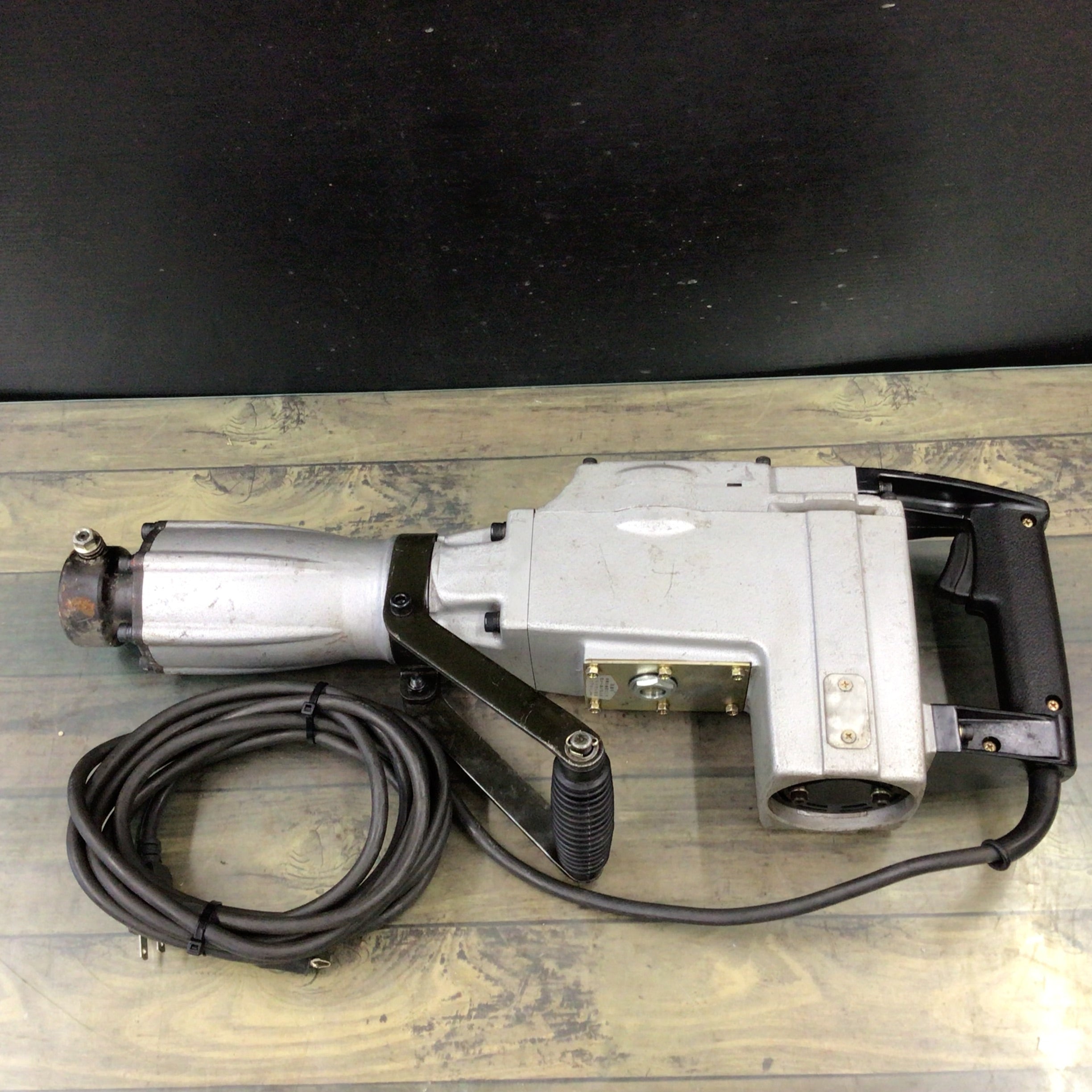 電動ハンマ動作保証 makita マキタ HM1301 打撃数1200min 100V 50/60Hz