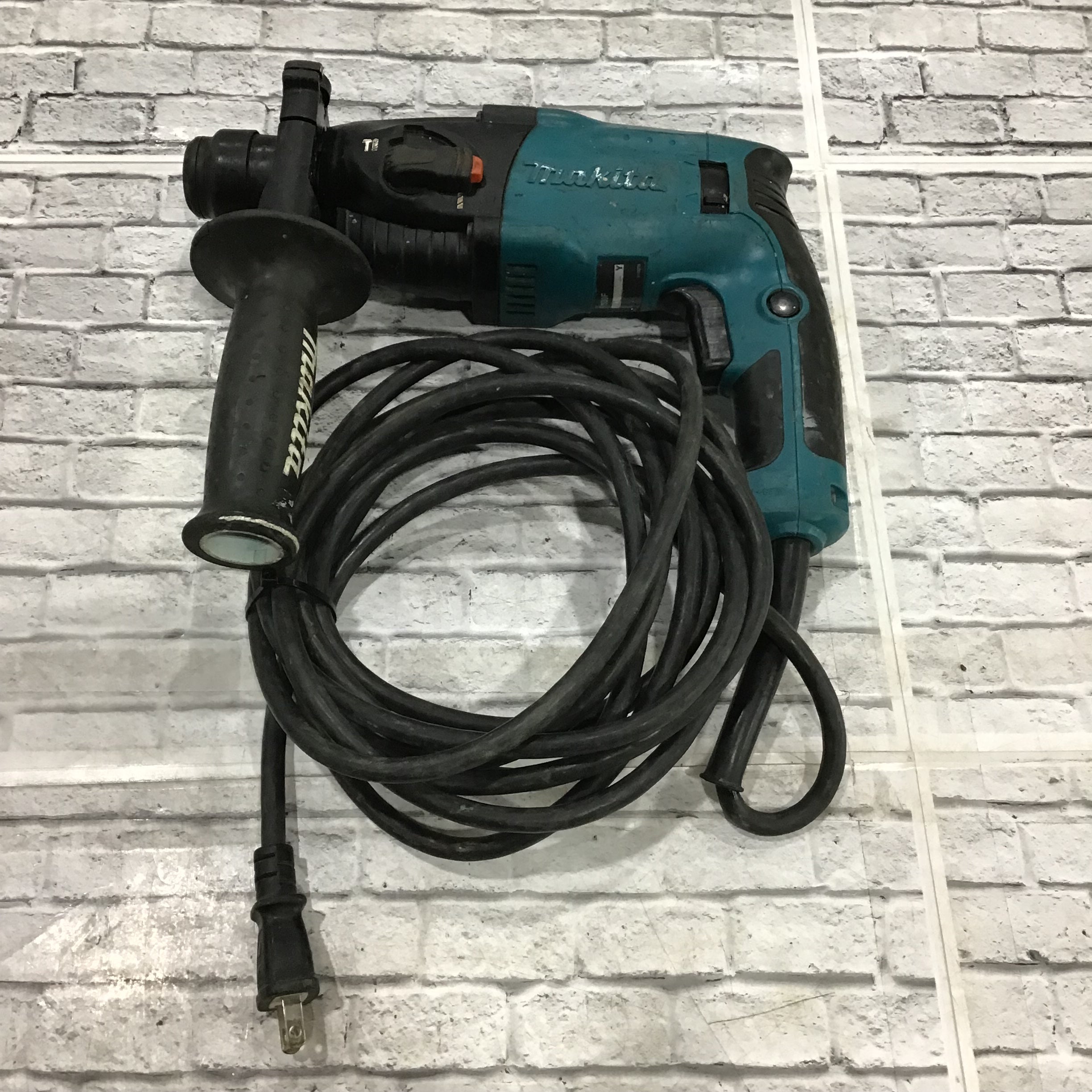 ☆マキタ(makita) ハンマドリル HR1830F【川口店】 | アクト