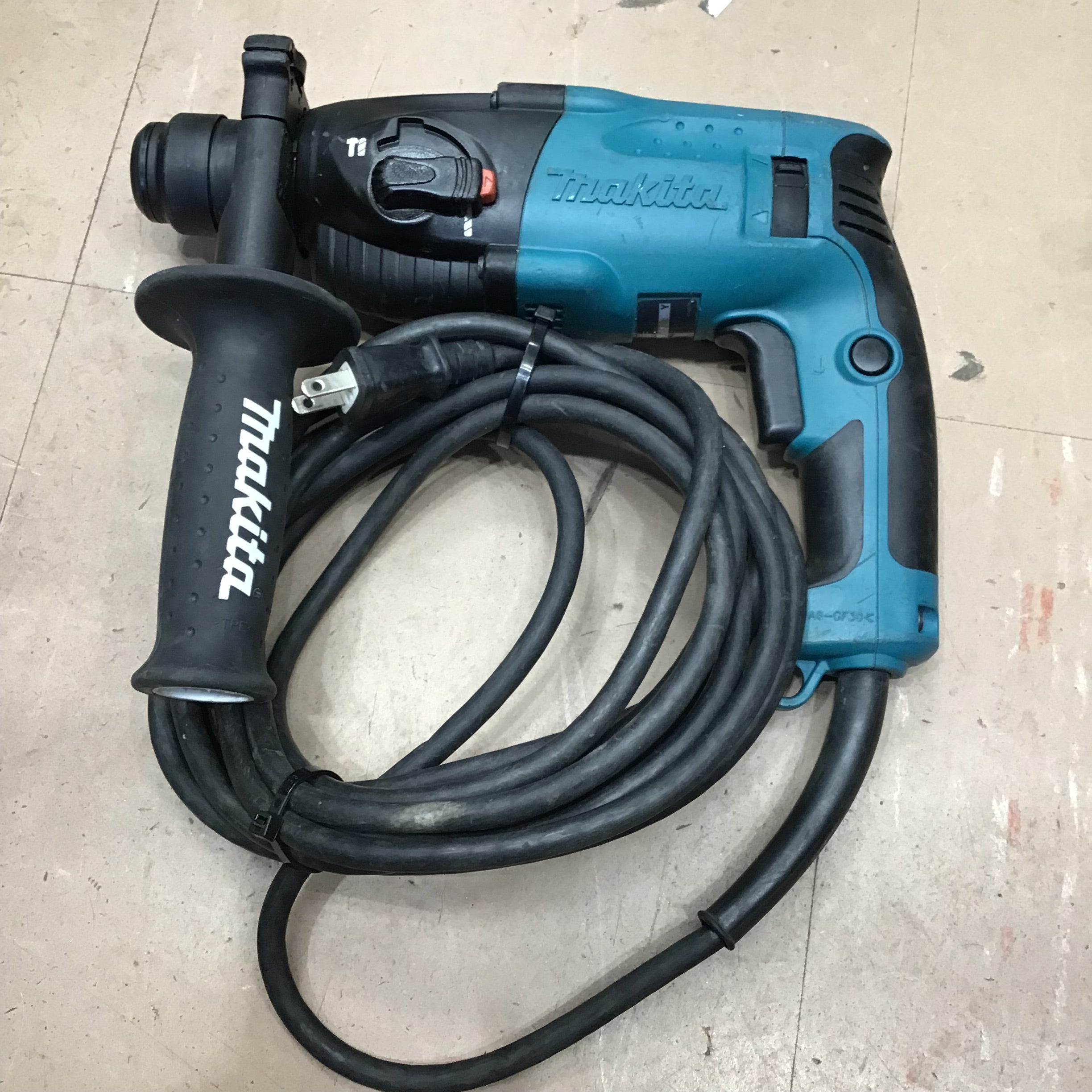 ☆マキタ(makita) ハンマドリル HR1830F【草加店】 | アクトツール