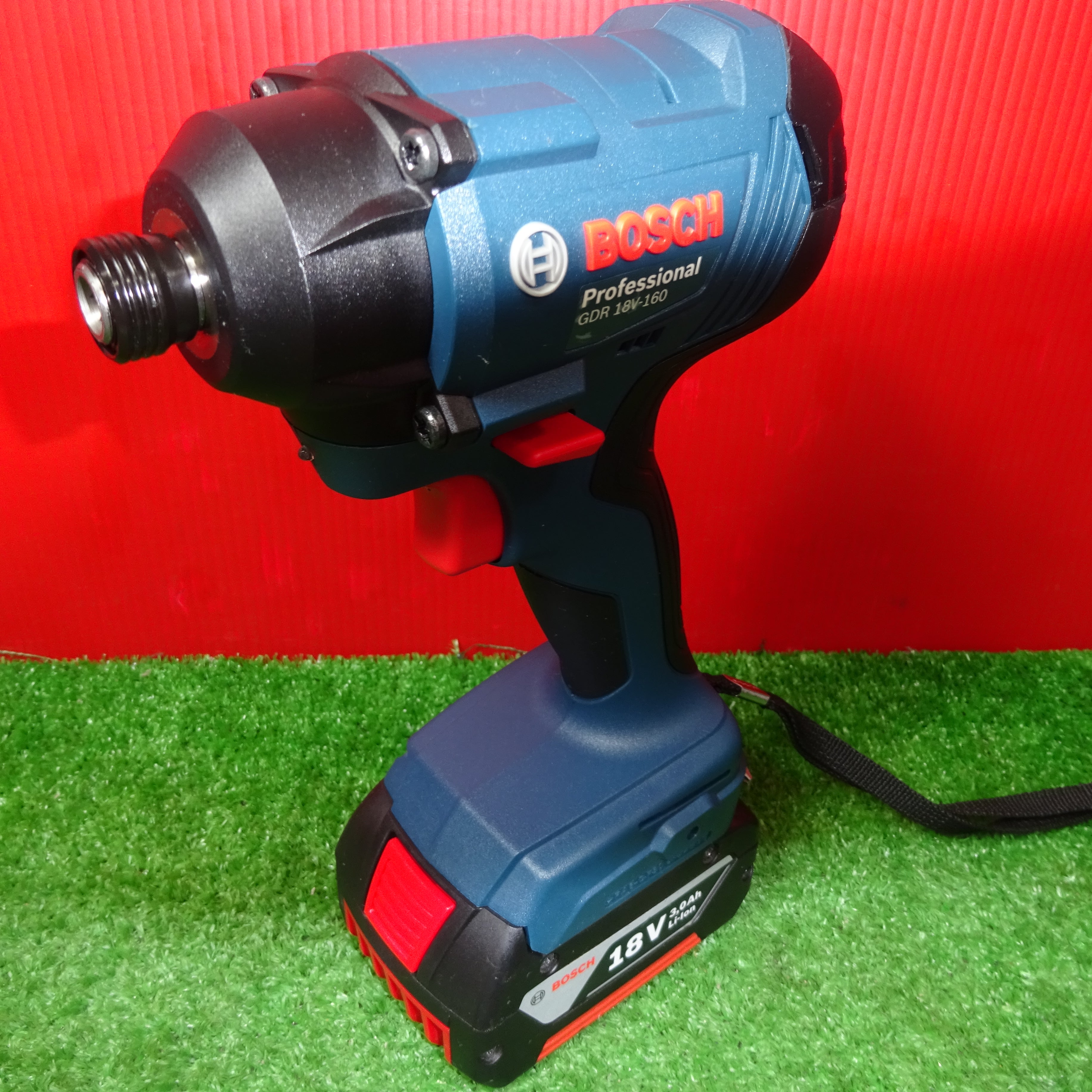 BOSCH(ボッシュ) 18Vバッテリー インパクトドライバー GDR18V-160