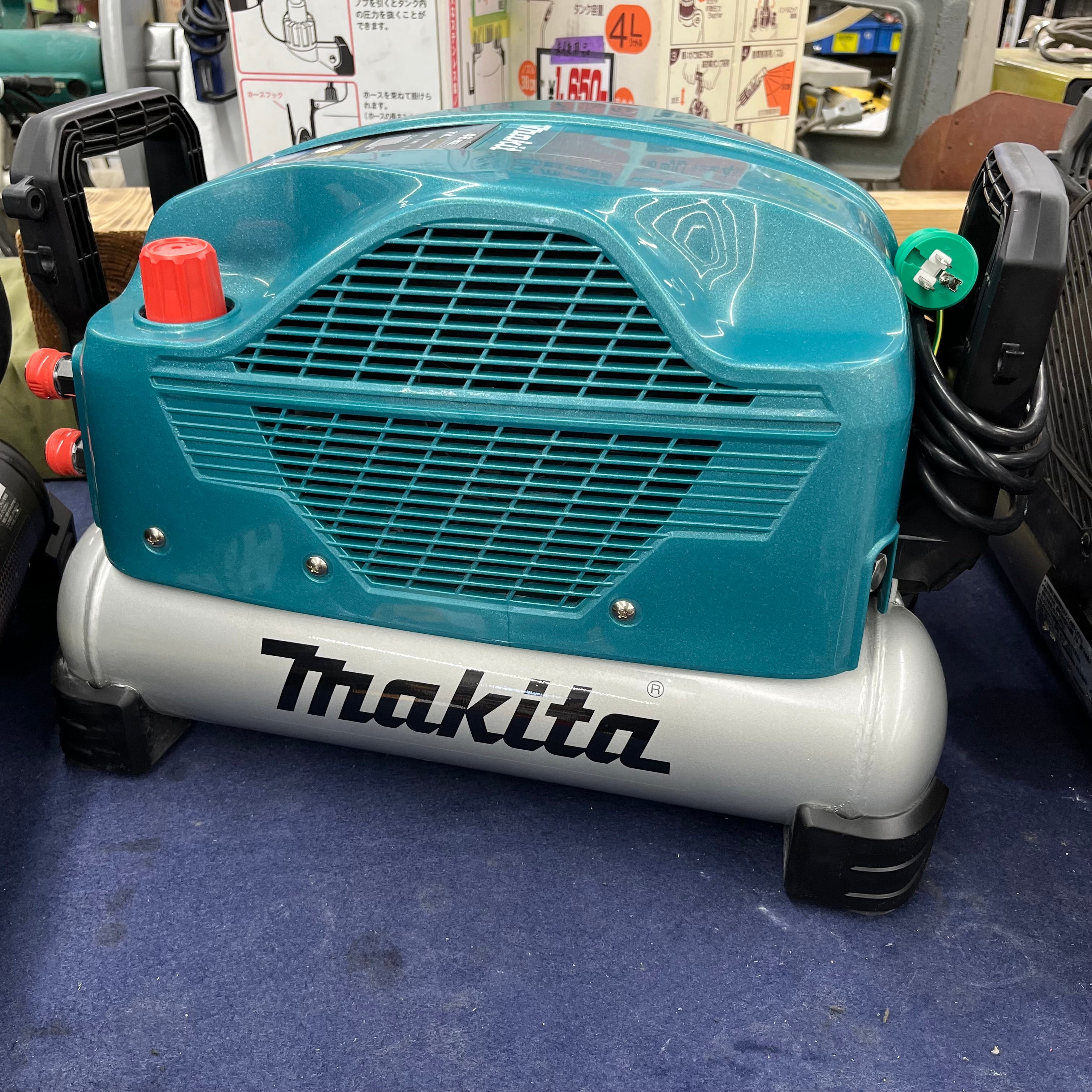 マキタ(makita) 常圧(一般圧)2口 高圧2口 エアコンプレッサー AC500XL